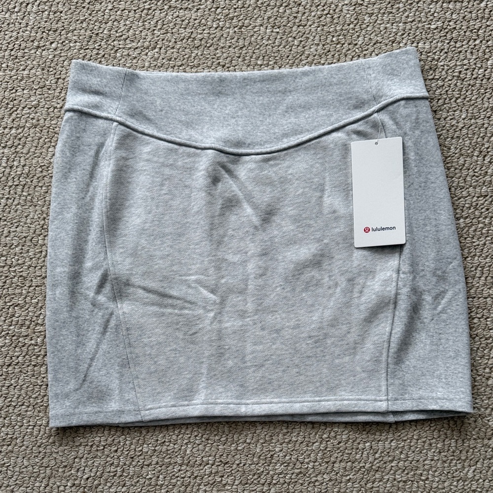 Lululemon Scuba High-Rise Gray Mini Skirt